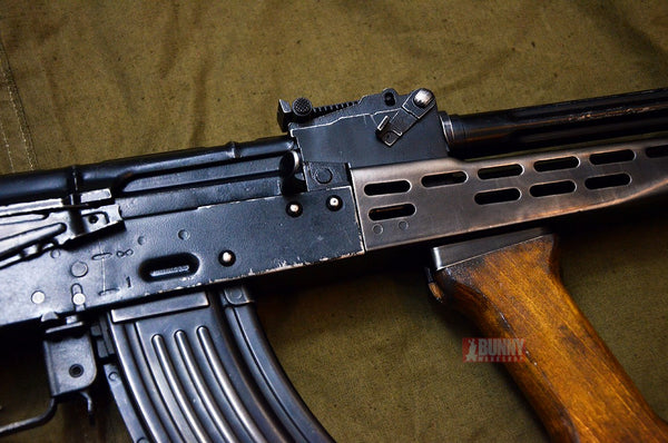 Bunny Custom - AMD65 GBB Rifle (Vintage version)